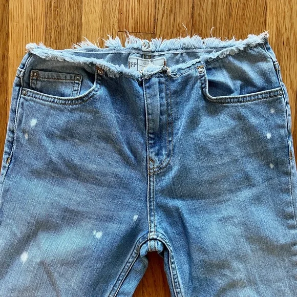 πHPπ Free People Low -Rise Jeans, Sz 25 - Picture 2 of 6